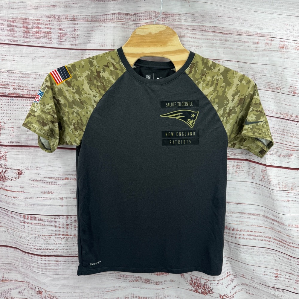 Nike New‎ England Patriots Salute to Service Shirt Mens Medium Camo Dri-FIT